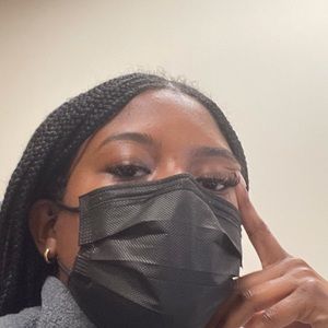 Meet your Posher, Dana